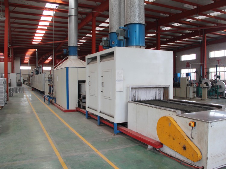 Continuous brazing furnace