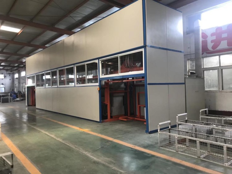 Continuous cleaning line